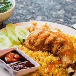 cơm gà xối mỡ duyên đà nẵng