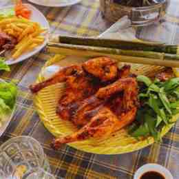 com lam gà nướng ngon ở đà lạt
