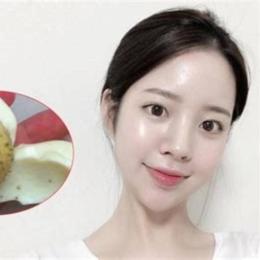 lăn trứng gà trên da mặt có tác dụng gì