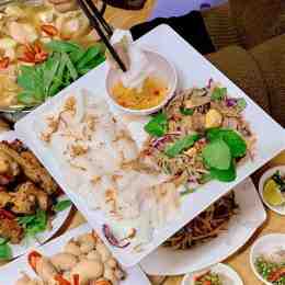 lẩu gà lá é hấp dẫn