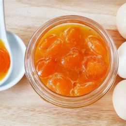 lòng đỏ trứng gà ngâm mật ong chữa dạ dày