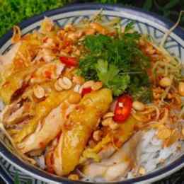 phở gà trộn đà lạt