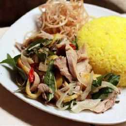 thực đơn của cơm gà bà buội đà nẵng