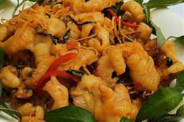 tính năng nổi bật chân gà xào sả ớt đà nẵng