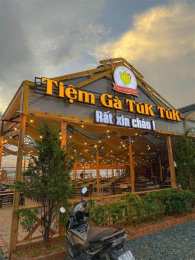 tính năng nổi bật cơm gà tuk tuk đà lạt