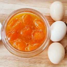 trứng gà mật ong làm đẹp da