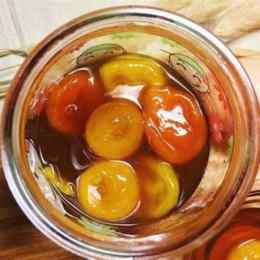 trứng gà ngâm mật ong làm đẹp da